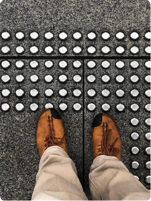 หมุดทางเดินคนพิการ